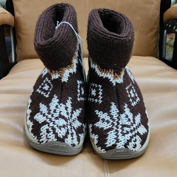 FOAMTREADS Leisure Hard Sole Bootie Slipper - Picture 1 of 7